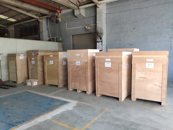 Máquinas de cremalleras metálicas enviadas a Turquía